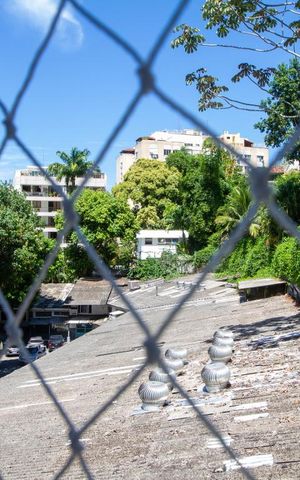 Apartamento à venda com 74m², 3 quartos e sem vaga Apartamento à venda com 74m², 3 quartos e sem vagaVista