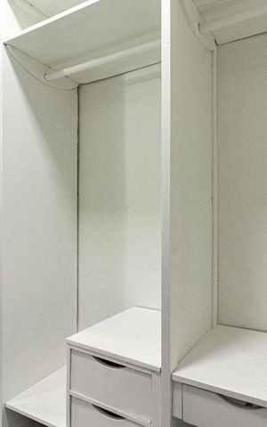 Casa à venda com 150m², 3 quartos e 5 vagas Casa à venda com 150m², 3 quartos e 5 vagasCloset da suíte
