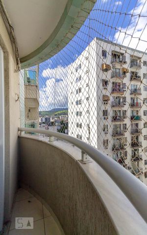 Apartamento à venda com 66m², 2 quartos e 1 vaga Apartamento à venda com 66m², 2 quartos e 1 vagaVaranda da Suíte