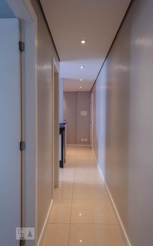 Apartamento para alugar com 47m², 2 quartos e sem vaga Apartamento para alugar com 47m², 2 quartos e sem vagaCorredor