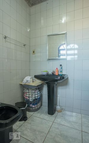 Casa à venda com 120m², 3 quartos e 2 vagasBanheiro da Suíte