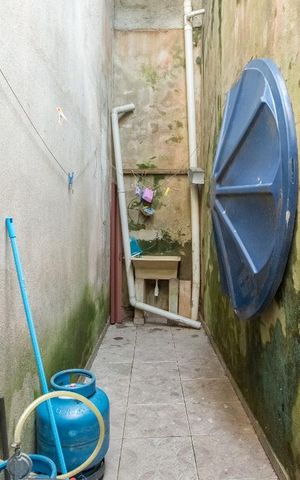 Casa à venda com 120m², 3 quartos e 2 vagasÁrea de Serviço