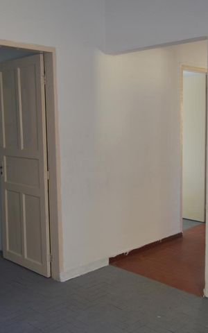 Casa à venda com 90m², 3 quartos e sem vagaSala