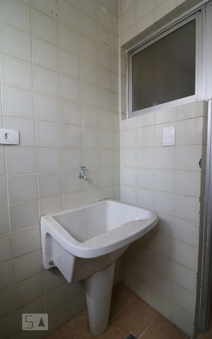 Apartamento para alugar com 56m², 2 quartos e 1 vagaArea de serviço