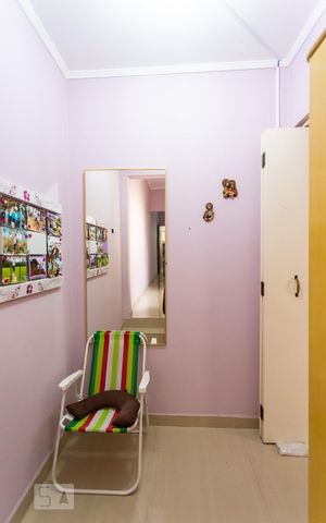 Casa à venda com 250m², 2 quartos e 5 vagasCloset