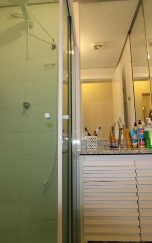 Apartamento à venda com 90m², 2 quartos e 2 vagasBanheiro suite