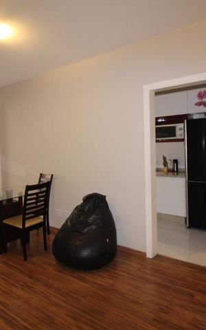 Apartamento à venda com 90m², 2 quartos e 2 vagasSala