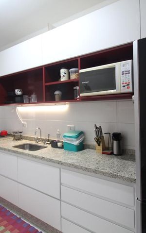 Apartamento à venda com 90m², 2 quartos e 2 vagasCozinha