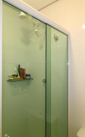 Apartamento à venda com 90m², 2 quartos e 2 vagasBanheiro social