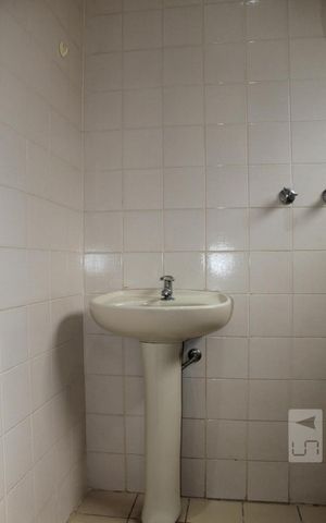 Apartamento à venda com 180m², 3 quartos e 2 vagasBanheiro de Serviço
