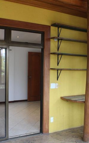 Apartamento à venda com 180m², 3 quartos e 2 vagasEscritório