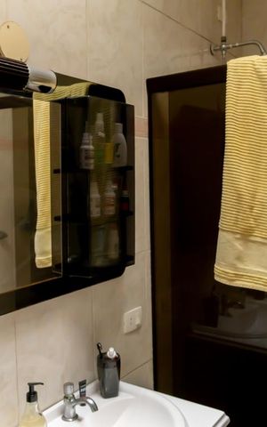 Casa à venda com 380m², 4 quartos e 10 vagasBanheiro 1 - Casa 1