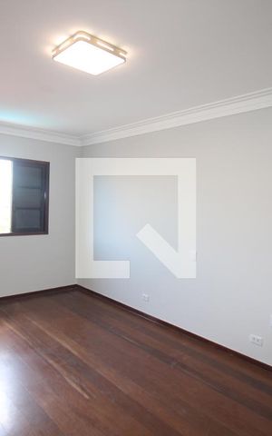 Casa à venda com 540m², 7 quartos e 5 vagasQuarto Suíte