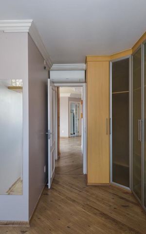Apartamento à venda com 73m², 2 quartos e 2 vagasQuarto 2 - suíte