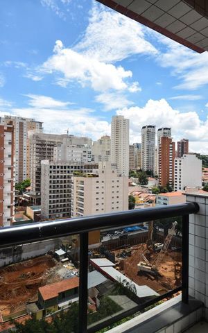 Apartamento à venda com 73m², 2 quartos e 2 vagasVaranda