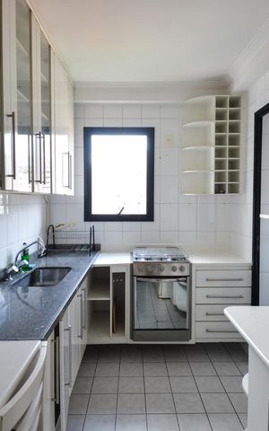 Apartamento à venda com 73m², 2 quartos e 2 vagasCozinha