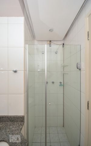 Apartamento à venda com 73m², 2 quartos e 2 vagasBanheiro 