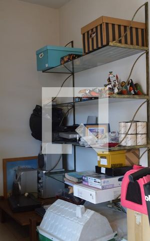 Casa à venda com 225m², 3 quartos e 3 vagasEscritório