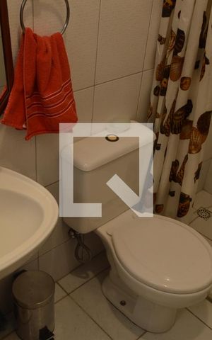 Casa à venda com 225m², 3 quartos e 3 vagasBanheiro de serviço