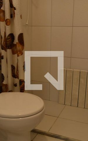 Casa à venda com 225m², 3 quartos e 3 vagasBanheiro de serviço