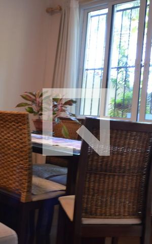 Casa à venda com 225m², 3 quartos e 3 vagasSala