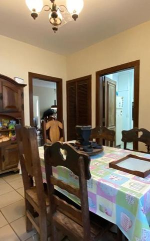 Casa para alugar com 550m², 6 quartos e 4 vagas Casa para alugar com 550m², 6 quartos e 4 vagasCopa