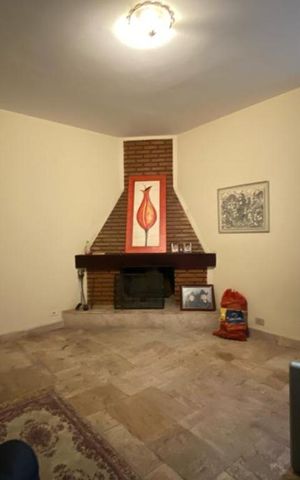 Casa para alugar com 550m², 6 quartos e 4 vagas Casa para alugar com 550m², 6 quartos e 4 vagasSala 2