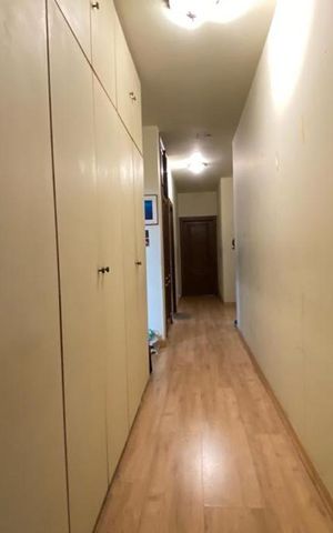 Casa para alugar com 550m², 6 quartos e 4 vagas Casa para alugar com 550m², 6 quartos e 4 vagasCorredor