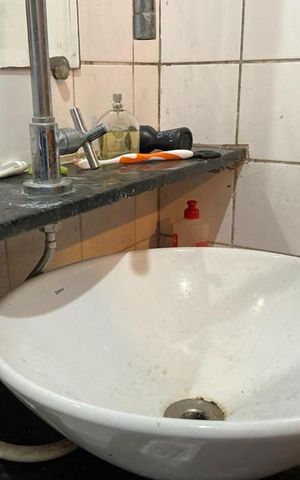 Casa para alugar com 550m², 6 quartos e 4 vagas Casa para alugar com 550m², 6 quartos e 4 vagasBanheiro - Torneira