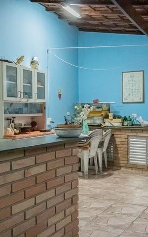 Casa à venda com 240m², 4 quartos e 3 vagas Casa à venda com 240m², 4 quartos e 3 vagasQuintal/Churrasqueira