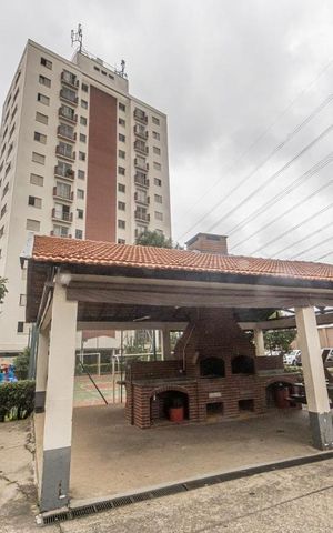 Apartamento à venda com 70m², 2 quartos e 1 vagaFachada