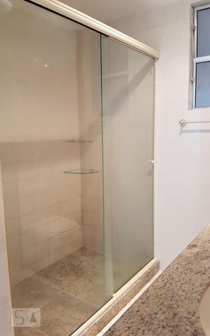 Apartamento à venda com 53m², 1 quarto e 1 vaga Apartamento à venda com 53m², 1 quarto e 1 vagaBanheiro da Suíte