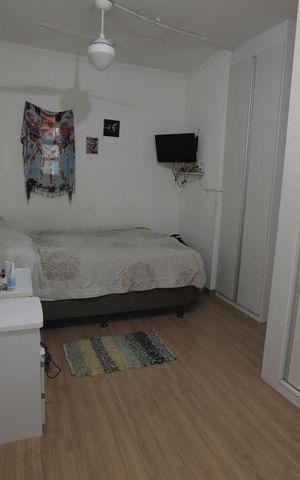 Casa à venda com 412m², 6 quartos e 4 vagasQuarto