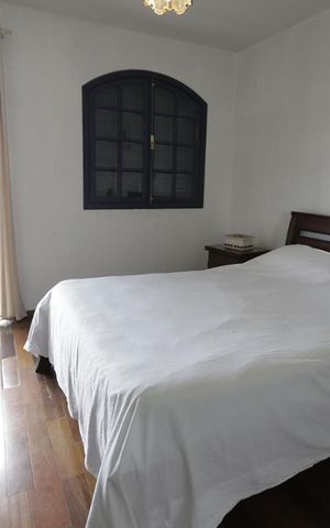 Casa à venda com 412m², 6 quartos e 4 vagasSuíte 1