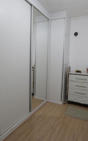 Casa à venda com 412m², 6 quartos e 4 vagasQuarto