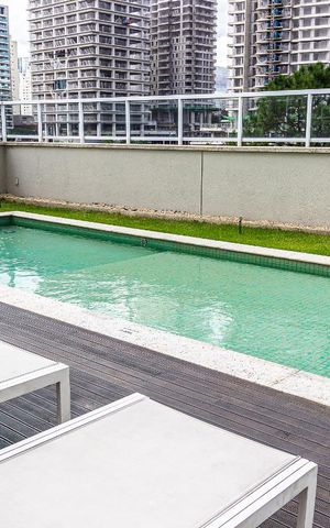 Apartamento à venda com 116m², 3 quartos e 2 vagas Apartamento à venda com 116m², 3 quartos e 2 vagasÁrea Comum - Piscina