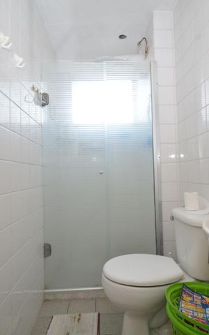Apartamento à venda com 66m², 2 quartos e 1 vagaBanheiro Social