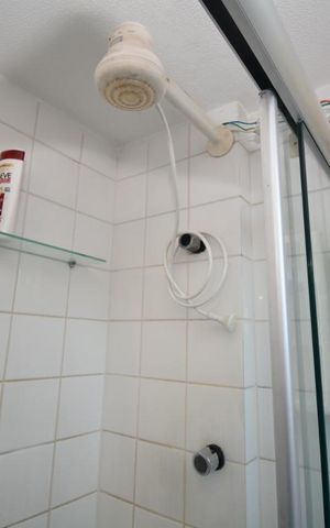 Apartamento à venda com 66m², 2 quartos e 1 vagaBanheiro de Serviço