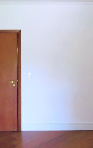 Casa à venda com 438m², 4 quartos e 6 vagas Casa à venda com 438m², 4 quartos e 6 vagasQuarto 2 - Suíte