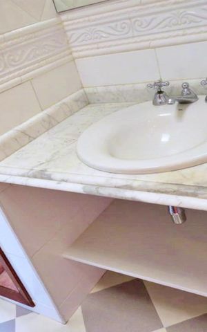 Casa à venda com 438m², 4 quartos e 6 vagas Casa à venda com 438m², 4 quartos e 6 vagasBanheiro da Suíte 3