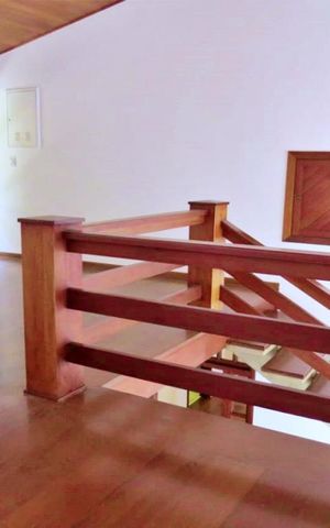 Casa à venda com 438m², 4 quartos e 6 vagas Casa à venda com 438m², 4 quartos e 6 vagasHall de Entrada