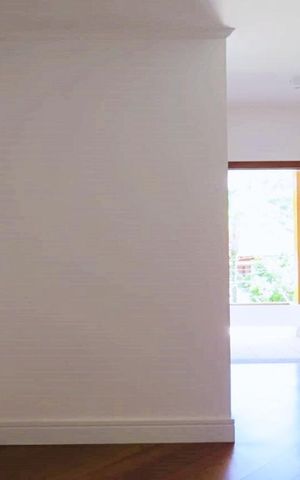 Casa à venda com 438m², 4 quartos e 6 vagas Casa à venda com 438m², 4 quartos e 6 vagasQuarto 2 - Suíte