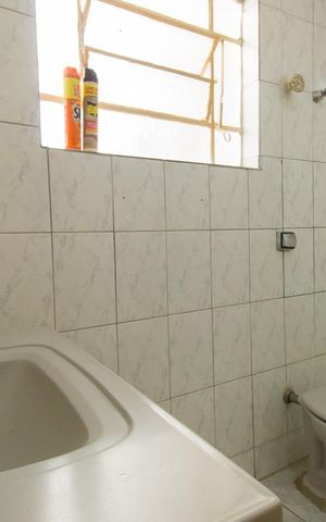 Casa à venda com 240m², 5 quartos e 3 vagasBanheiro