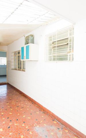 Casa à venda com 240m², 5 quartos e 3 vagasLavanderia 