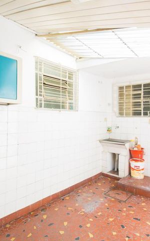 Casa à venda com 240m², 5 quartos e 3 vagasLavanderia 
