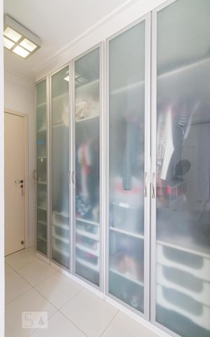 Apartamento para alugar com 134m², 4 quartos e 4 vagasQuarto 2 suíte - armários