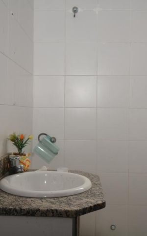 Casa de condomínio à venda com 90m², 3 quartos e 1 vagaBanheiro Social