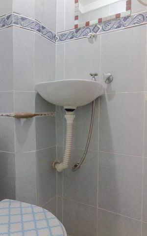 Apartamento à venda com 140m², 3 quartos e sem vaga Apartamento à venda com 140m², 3 quartos e sem vagaBanheiro de Serviço