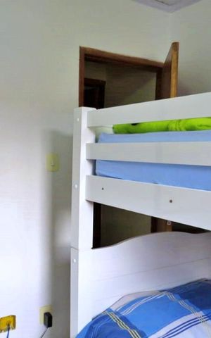 Casa à venda com 60m², 2 quartos e sem vaga Casa à venda com 60m², 2 quartos e sem vagaQuarto 2