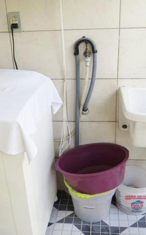 Casa à venda com 60m², 2 quartos e sem vaga Casa à venda com 60m², 2 quartos e sem vagaDetalhe da area de serviço